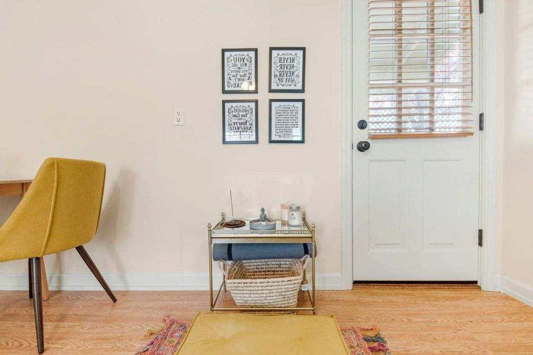 Showroom corner