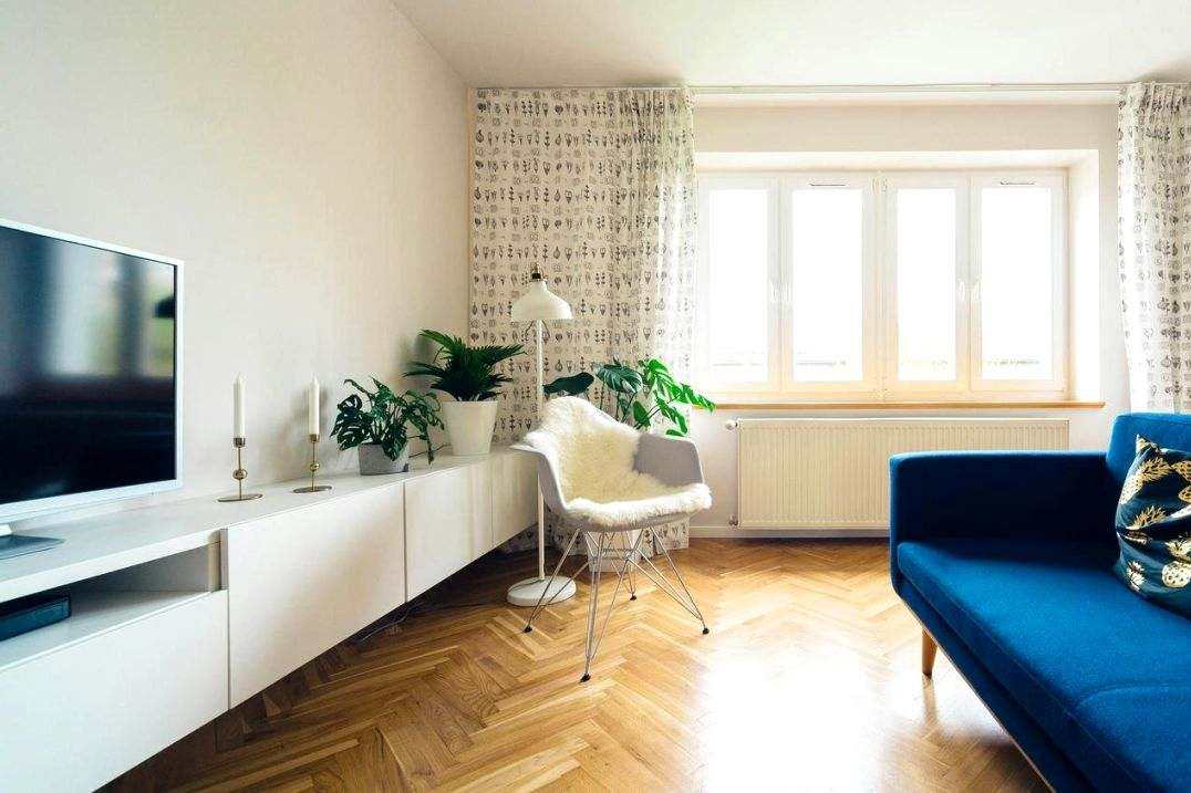 Compact corner TV unit